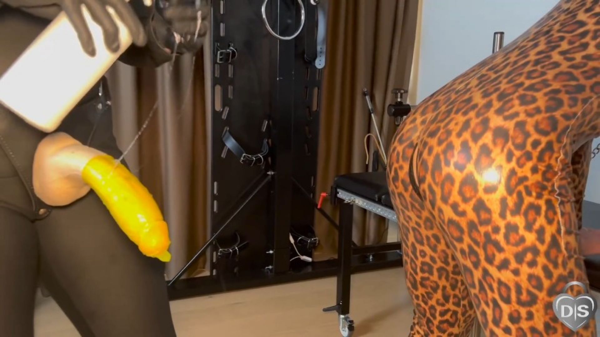 Strap-on fucking slave girl in leopard suit
