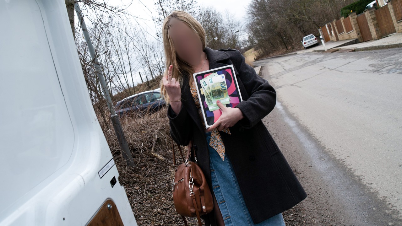 Blonde Aussie Likes Rough Sex