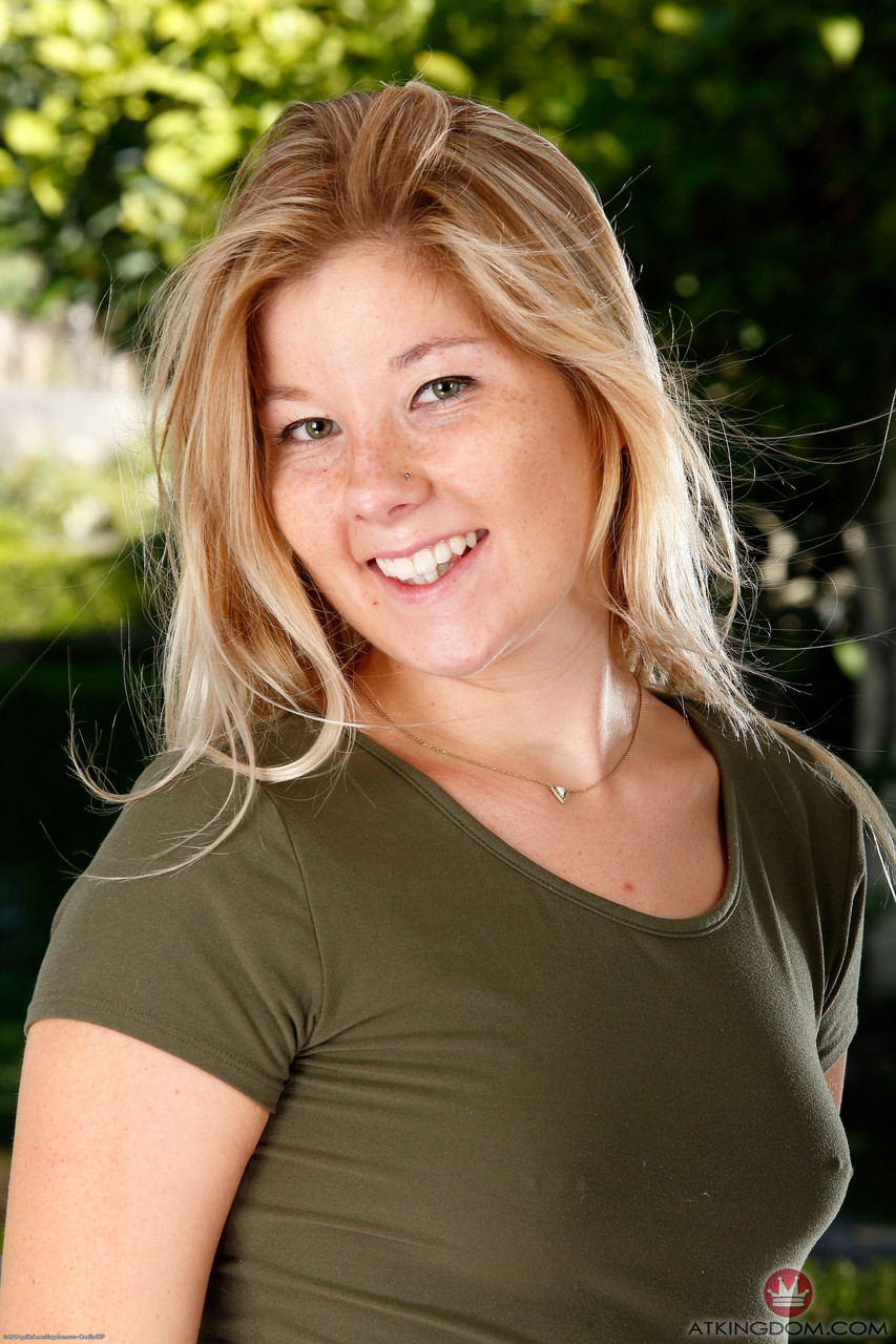 Photo HD Vienna Rose - 3