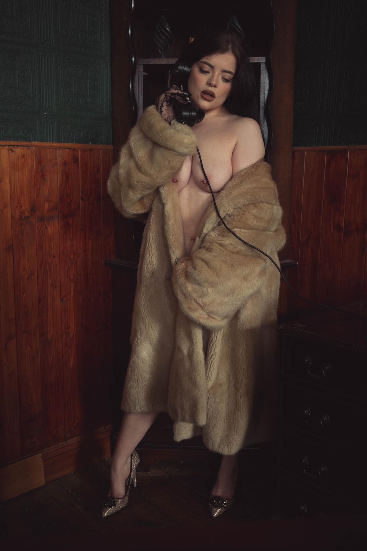 Photo HD Lottie Maye - 2